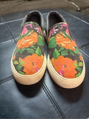 Pink & Pepper Orange Floral Slip-On Mules